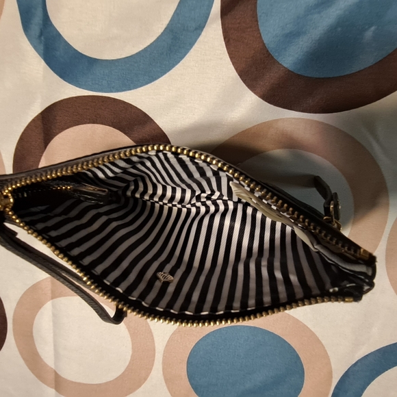 KATE SPADE LITTLE MURPHY COBBLE Hill SATCHEL & WRISTLET. BEE HIGHLAND PLACE - Picture 14 of 15